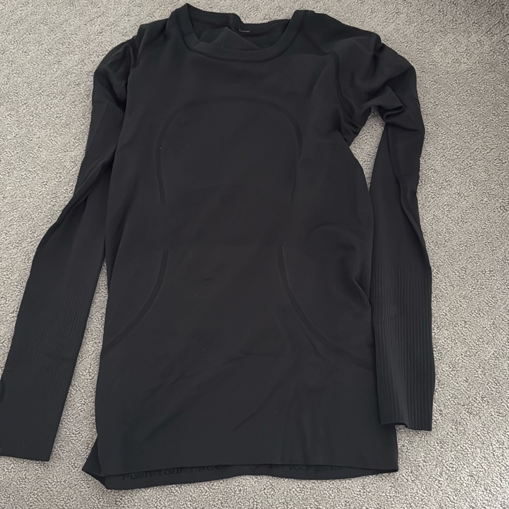 Lululemon swiftly tech